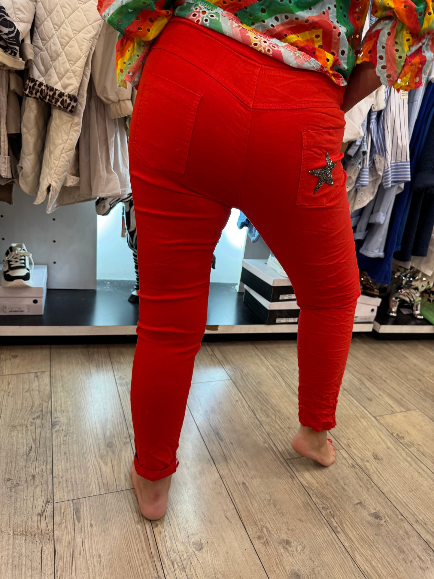 Pantalon magique rouge