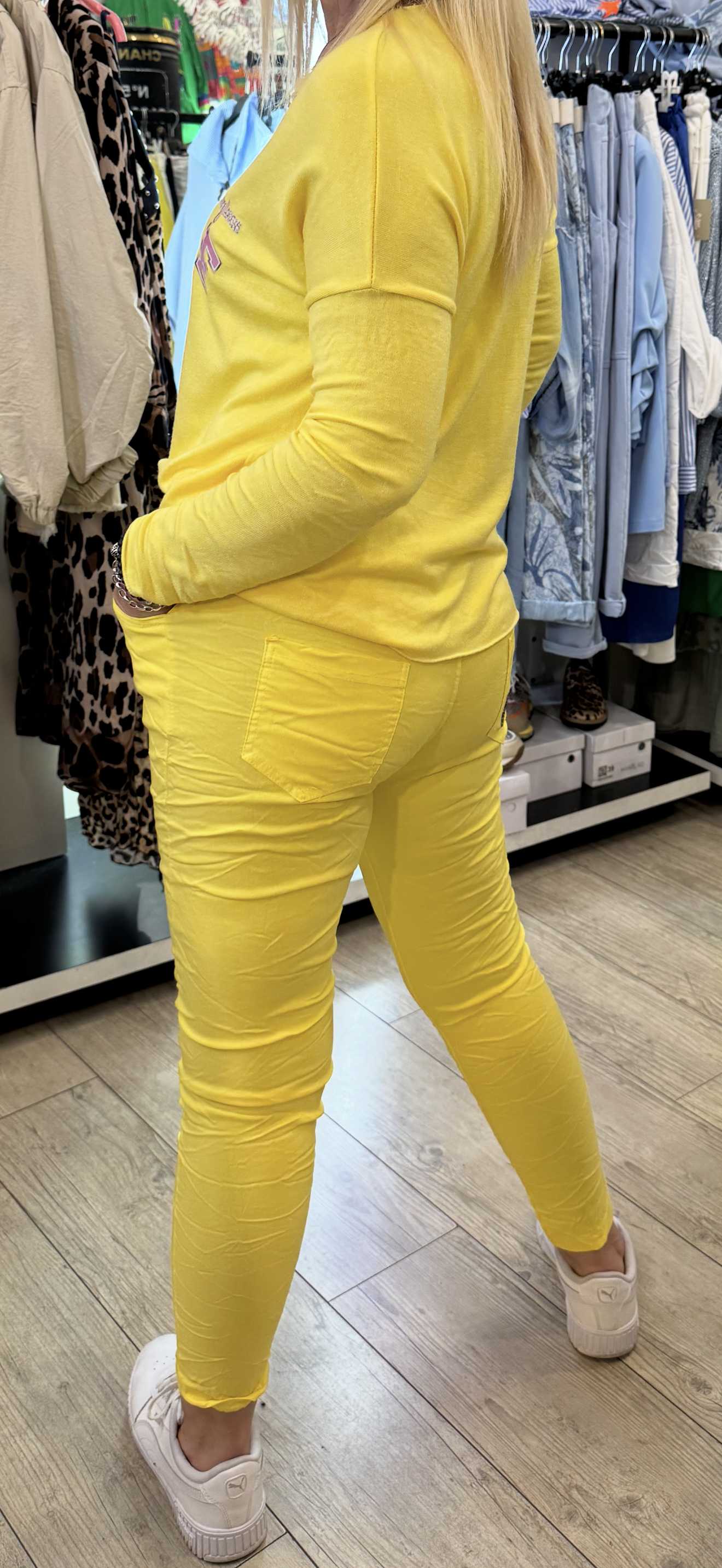 Pantalon magique jaune